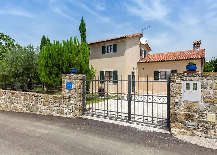 Dreamhill Meloni Villa *